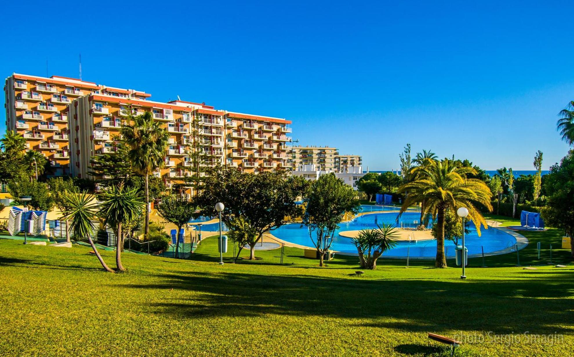 908 Minerva Apartamentos - Vistas Al Mar - Piscina Y Playa Benalmádena Kültér fotó